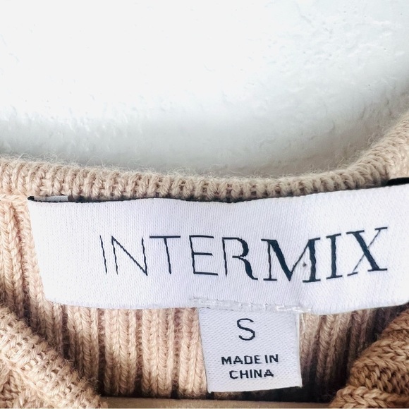 INTERMIX Scoop Neck Sweater Size S - Picture 7 of 7